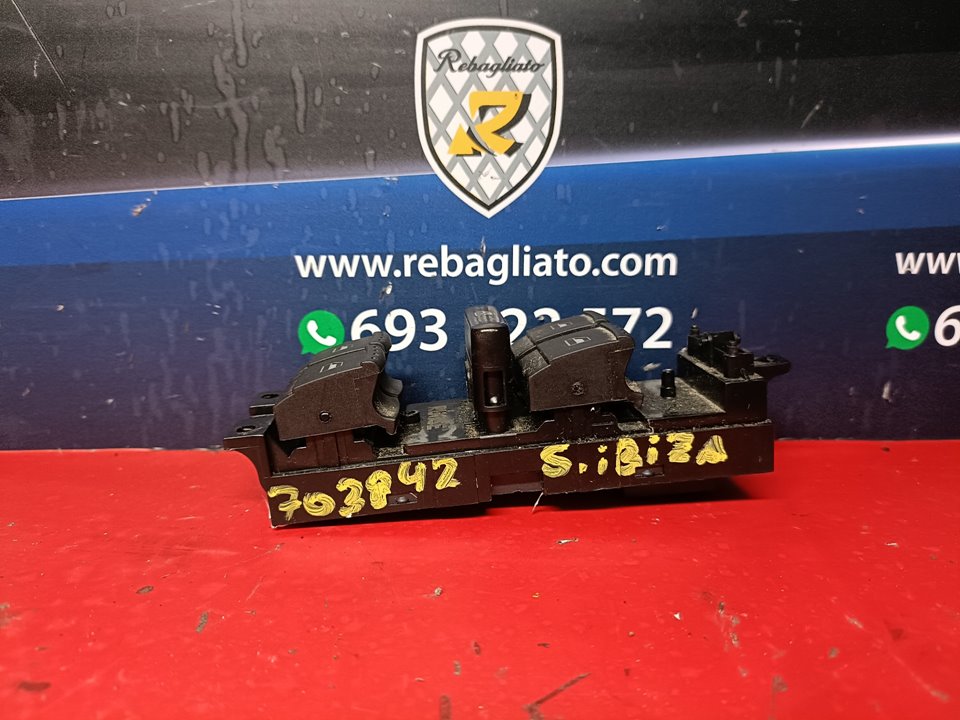 SEAT Cordoba 1 generation (1993-2003) Front Left Door Window Switch N1.Z1.15.5 22760598