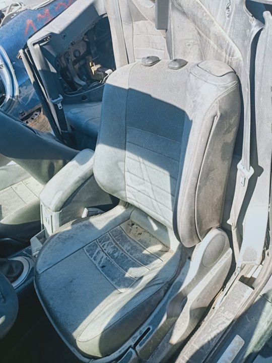 RENAULT Megane 2 generation (2002-2012) Front Left Seat 26298607