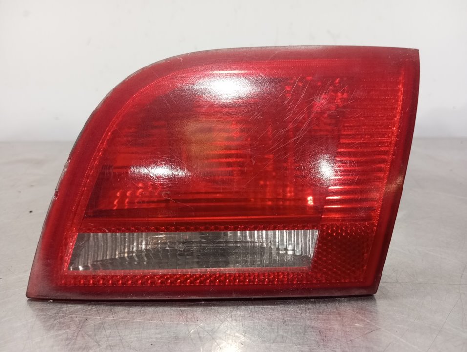 AUDI A3 8P (2003-2013) Bakre høyre baklys 8P4945094B 24934756