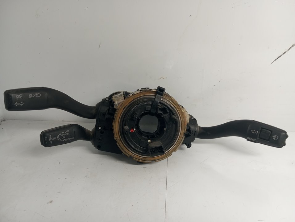 AUDI A6 C6/4F (2004-2011) Переключатель света 4F0953549D 22767505