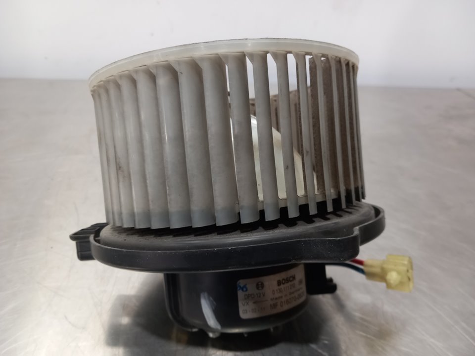 VOLVO S40 1 generation (1996-2004) Heater Blower Fan 24913681