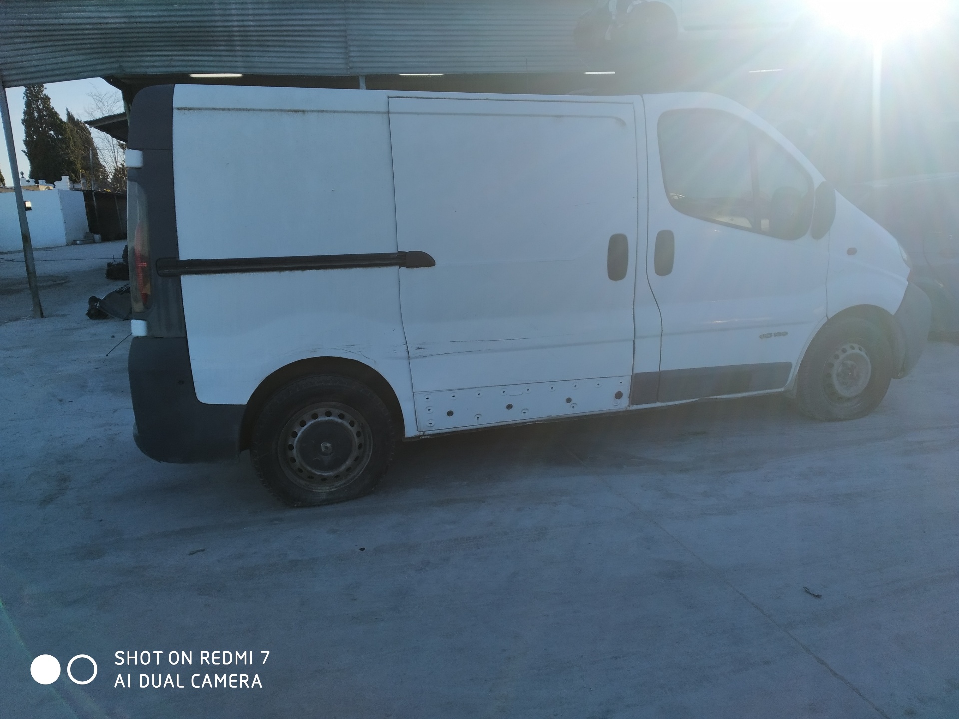 RENAULT Trafic 2 generation (2001-2015) Jarrusylinteri 320670082 22746060