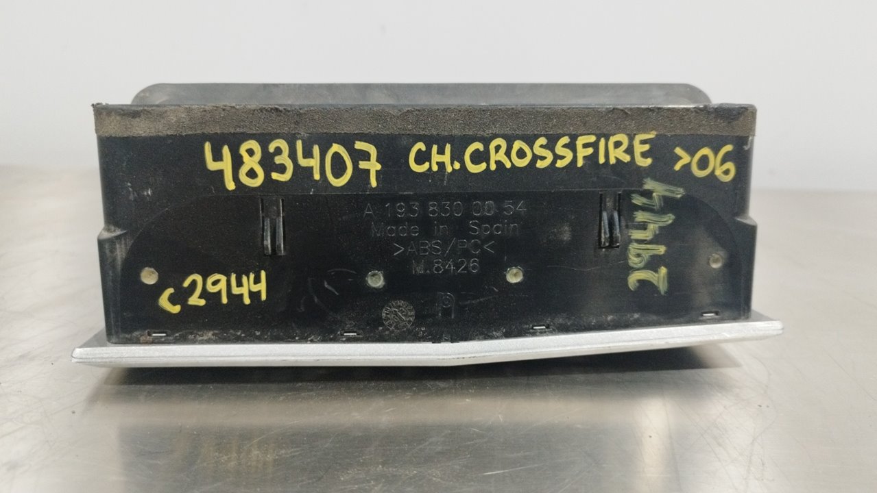 CHRYSLER Crossfire 1 generation (2003-2007) Решетка за всмукване на въздух в кабината A1938300054 25234526