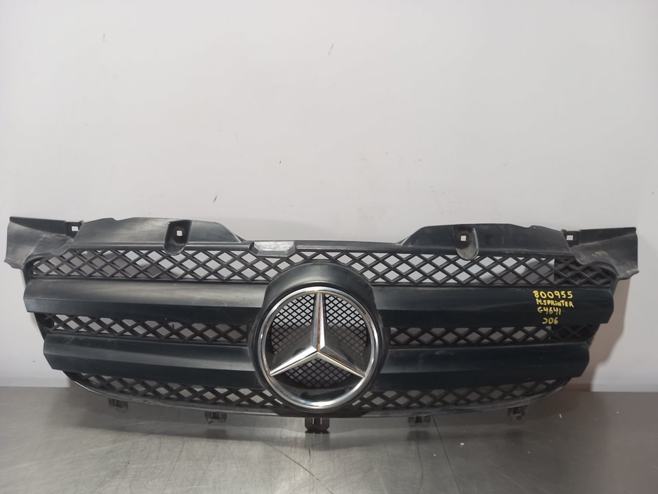 MERCEDES-BENZ Sprinter 2 generation (906) (2006-2018) Radiátorrács A9068800385 24925589