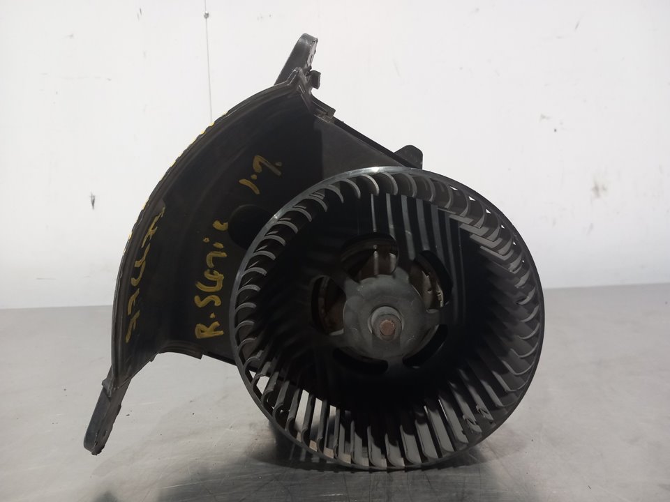 RENAULT Scenic 2 generation (2003-2010) Fűtésventilátor J84F666583V 24920873