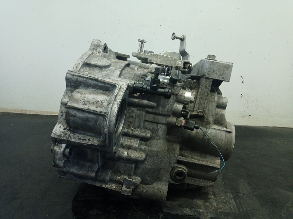 SKODA Octavia 2 generation (2004-2013) Gearbox HDV 22635756