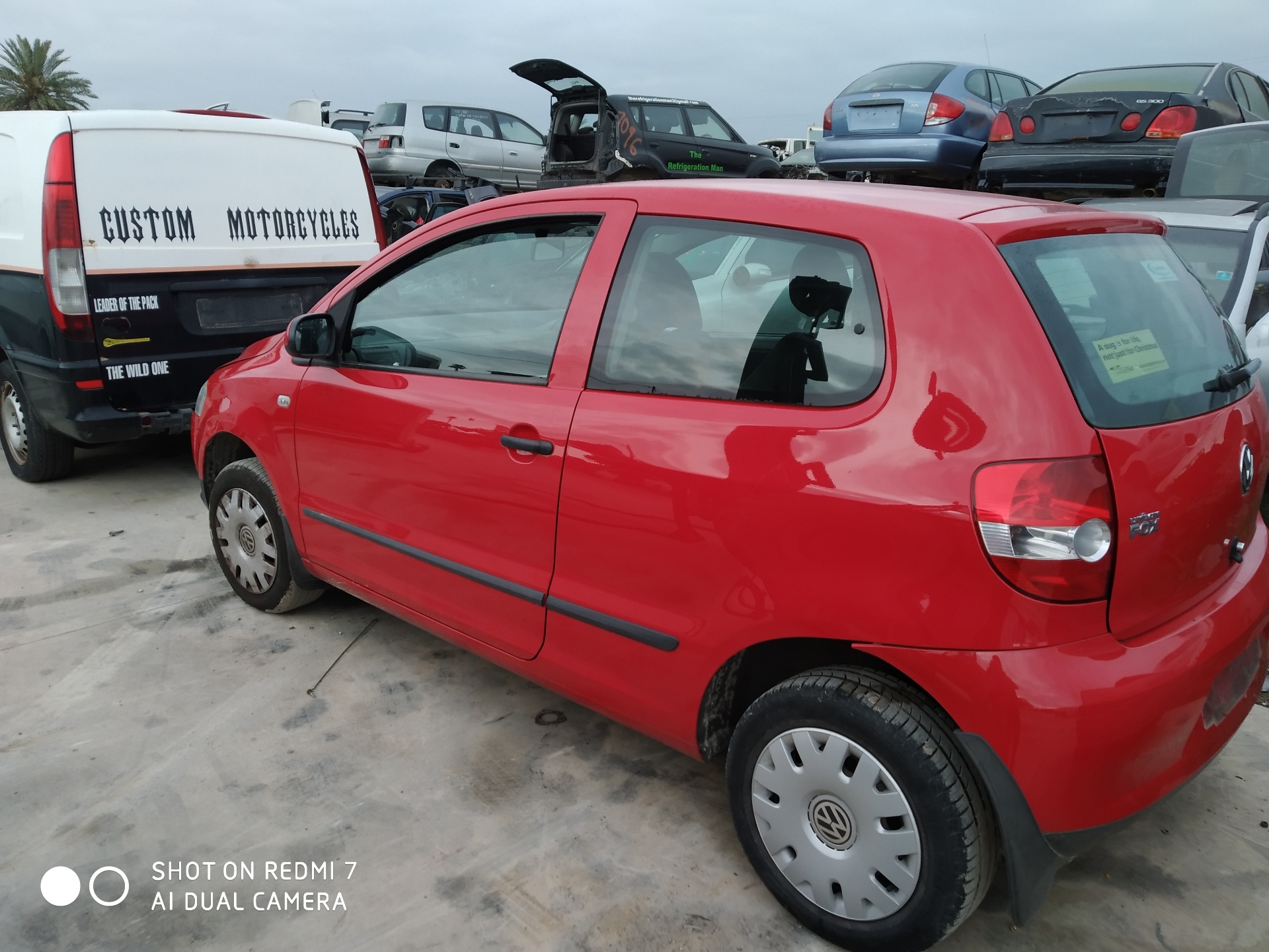 VOLKSWAGEN Fox 3 generation (2009-2020) Vänster framskärm 24890460