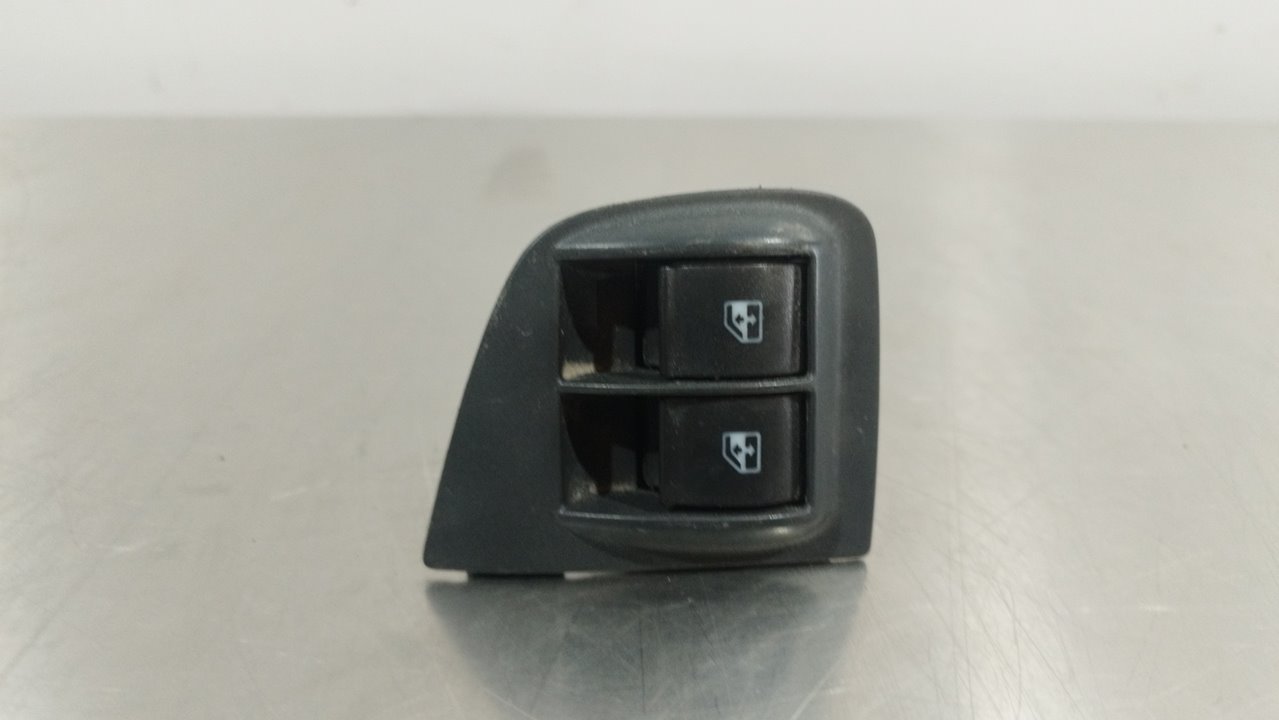 FIAT Doblo 1 generation (2001-2017) Кнопка стеклоподъемника передней левой двери 735402415SX 25242773