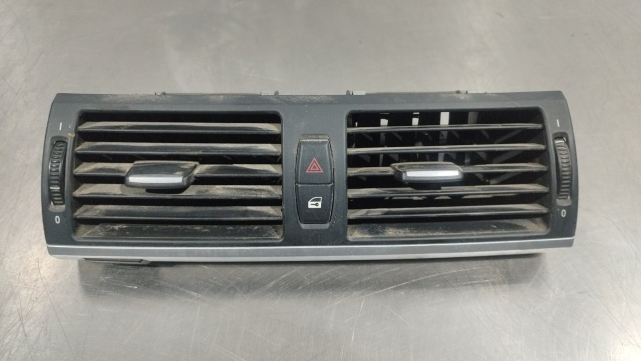 BMW X5 E70 (2006-2013) Cabin Air Intake Grille 716180204 24938313