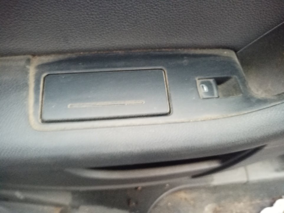 AUDI A6 C6/4F (2004-2011) Rear Right Door Window Control Switch 24909943