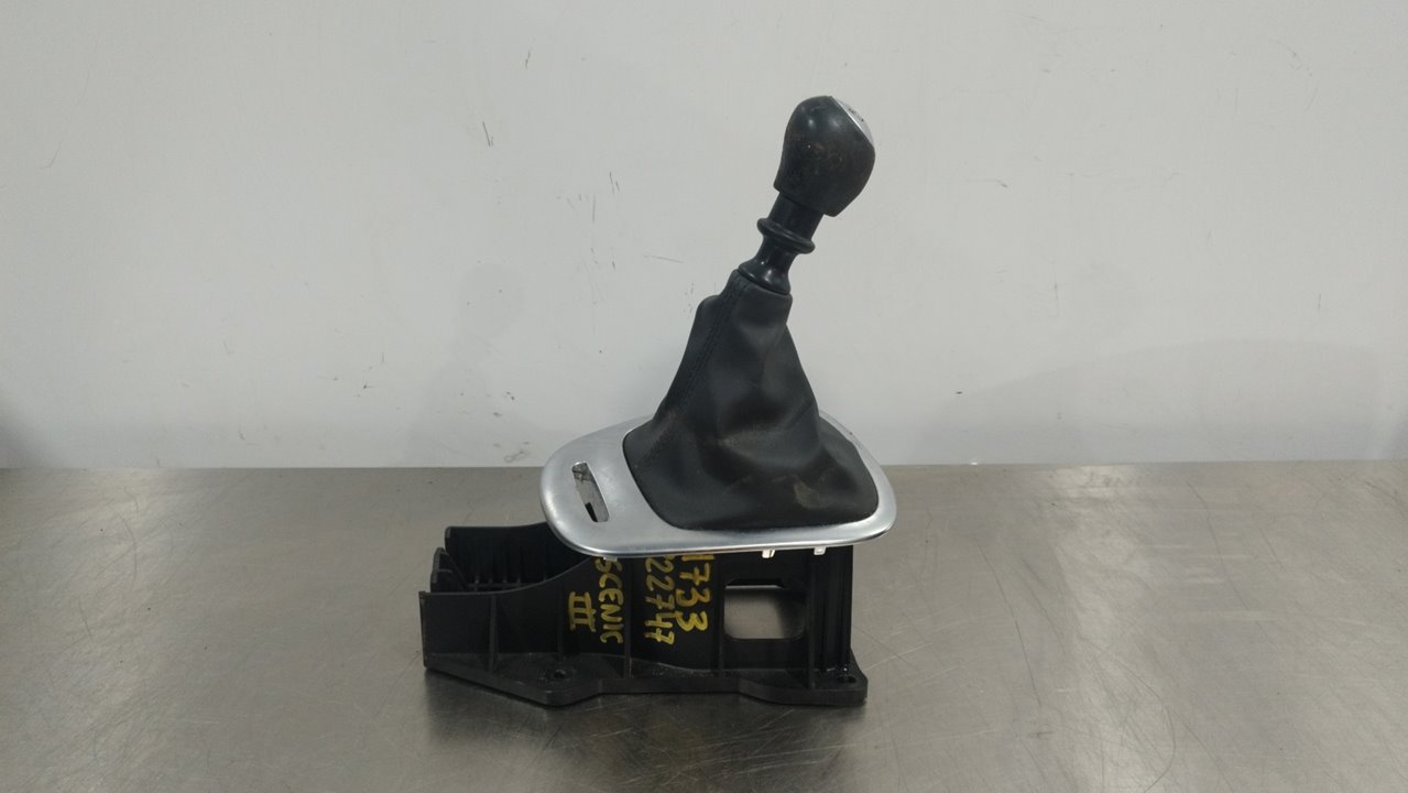 RENAULT Scenic 3 generation (2009-2015) Головка рычага КПП 8201021402 24935576