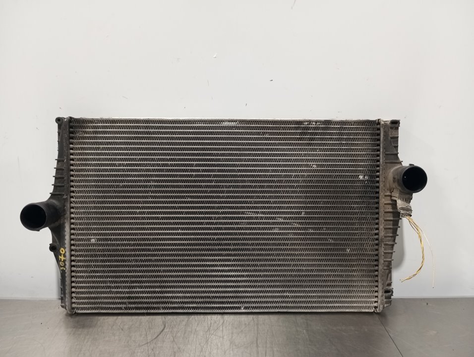 VOLVO XC90 1 generation (2002-2014) Intercooler Radiator 24892730