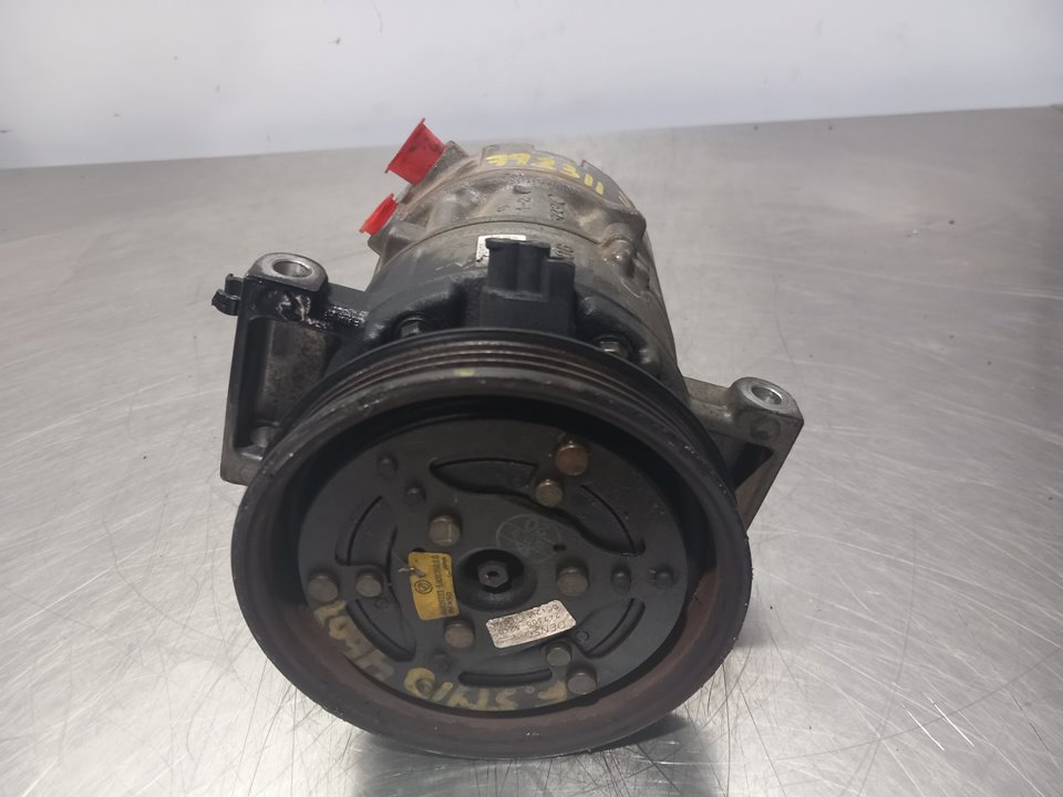 Compressor de ar condicionado 182B6000 4472208634 de Fiat Stilo (192_) 2002-2006 103 CV - pieza usada