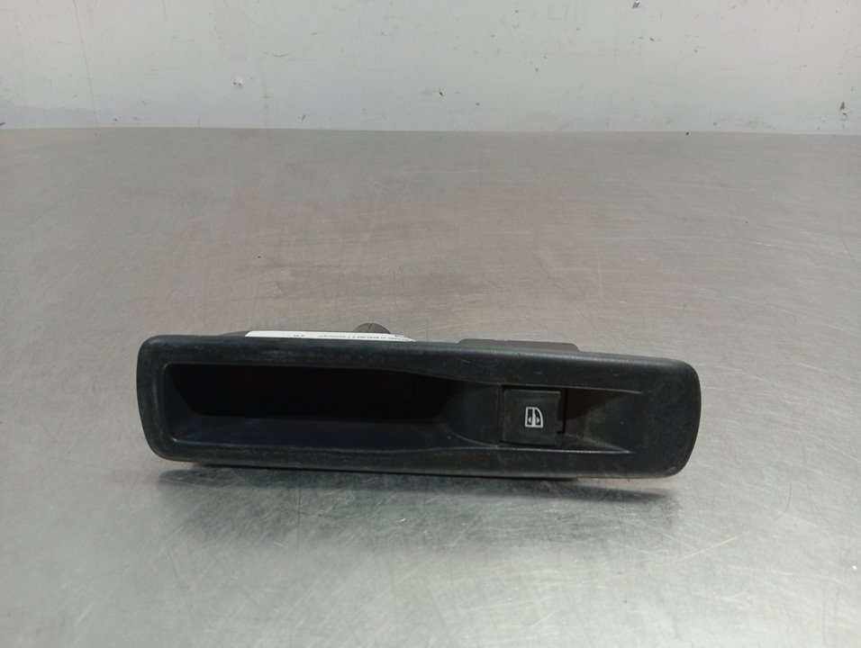 Interruttore alzacristalli posteriore destro K9K832 156024250A Renault Megane iii hatchback (bz0/1_) 0-0