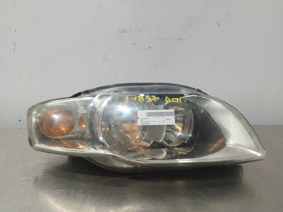 AUDI A4 B7/8E (2004-2008) Front Right Headlight 8E0941004AJ 25896970