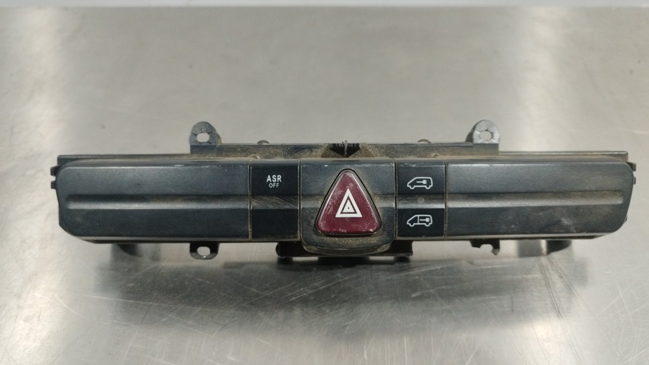 MERCEDES-BENZ Sprinter 2 generation (906) (2006-2018) кнопка опасности A9065450107 24925460