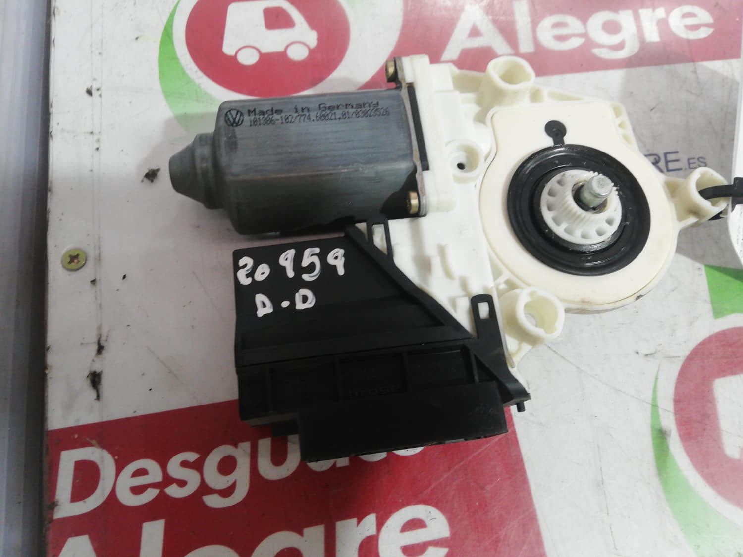 SEAT Cordoba 2 generation (1999-2009) Motor de control geam ușă dreapta față 6Q2959801 24805775