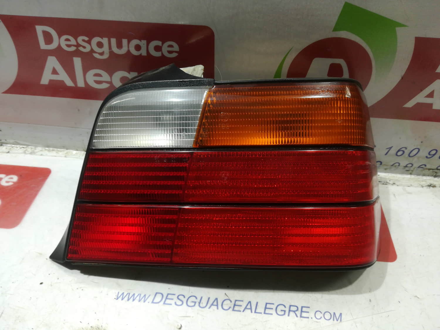 BMW 3 Series E36 (1990-2000) Rear Right Taillight Lamp 195158 24797896