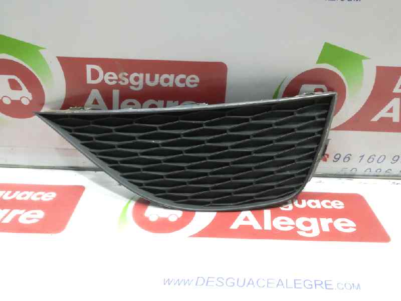 SEAT Ibiza 3 generation (2002-2008) Front Right Grill 6J0853666 24794119