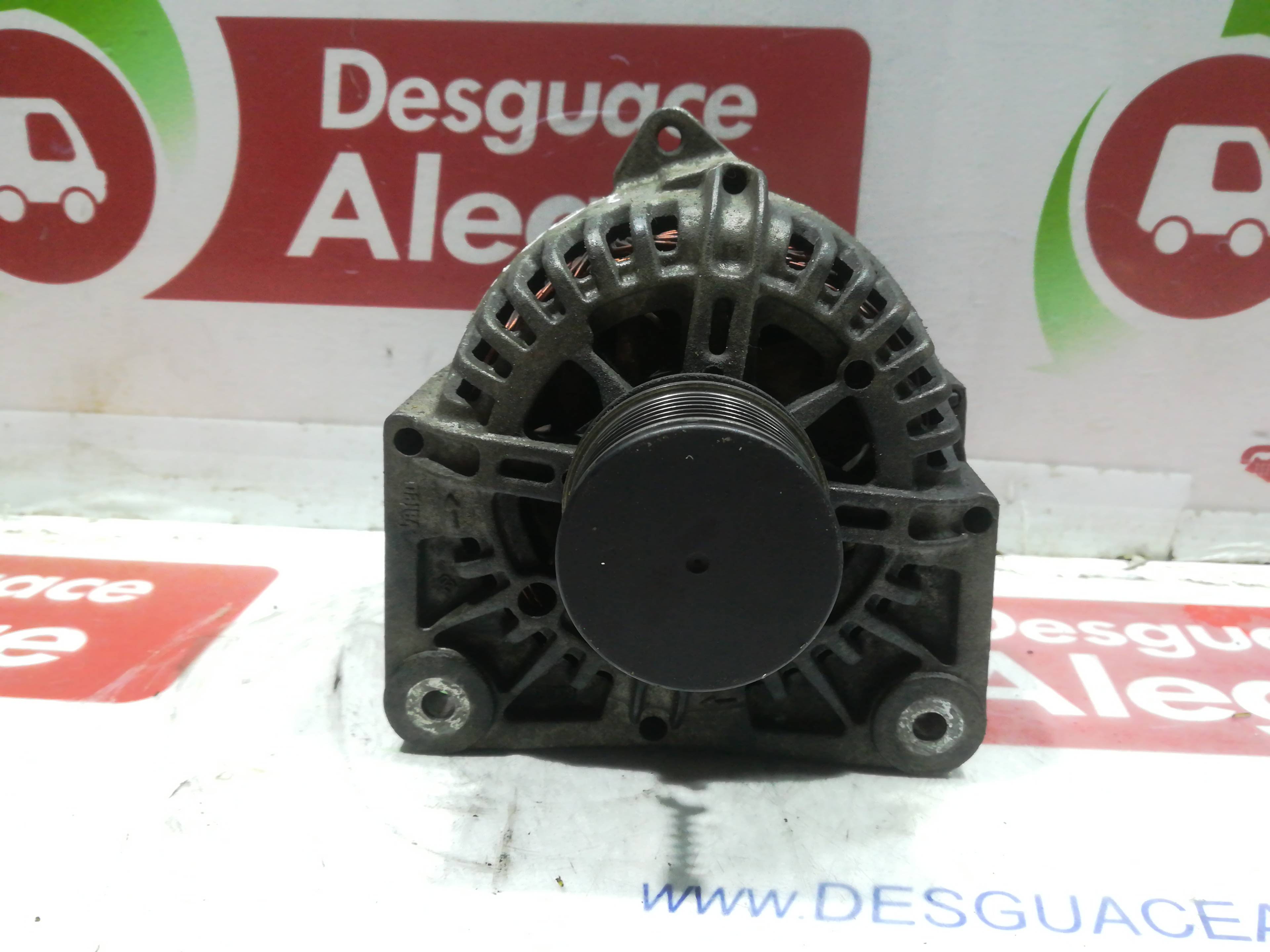 RENAULT Megane 2 generation (2002-2012) Alternator 8200386806 24797738