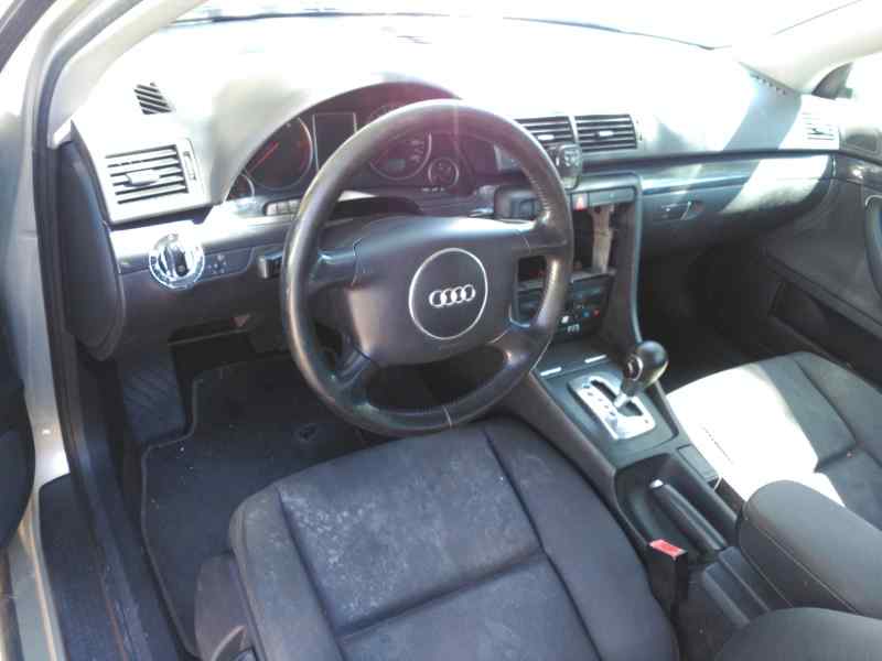 AUDI A4 B6/8E (2000-2005) Egyéb motortéralkatrészek 059133835A 24792064