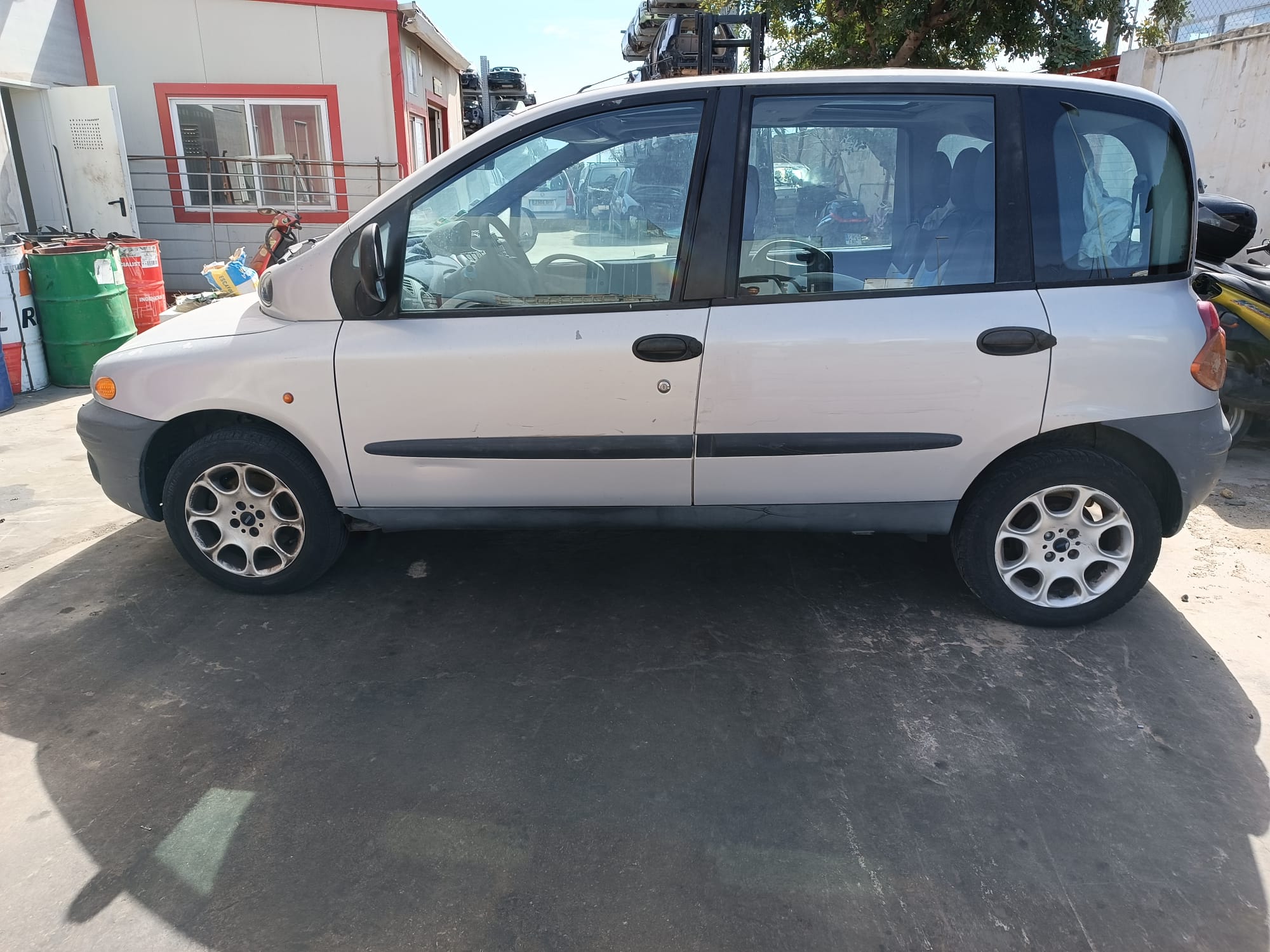 FIAT Multipla 1 generation (1999-2010) Генератор 63321826 24812207