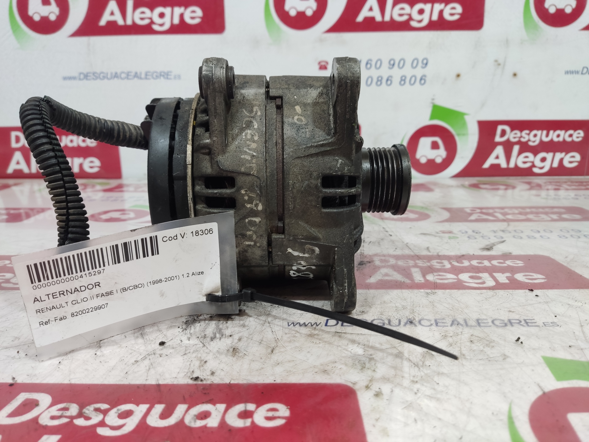 RENAULT Clio 3 generation (2005-2012) Alternator 8200229907 24812735