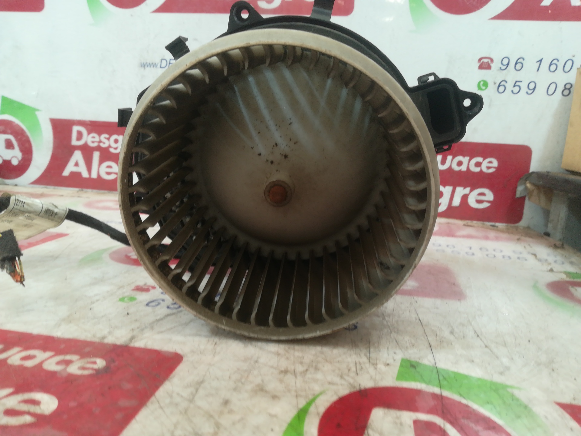 CITROËN C4 Picasso 1 generation (2006-2013) Sildītāja ventilators 9654652480 24854322