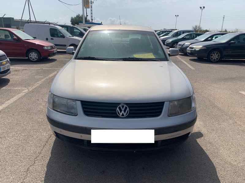 VOLKSWAGEN Passat B5 (1996-2005) Starteris 068911024 24794857