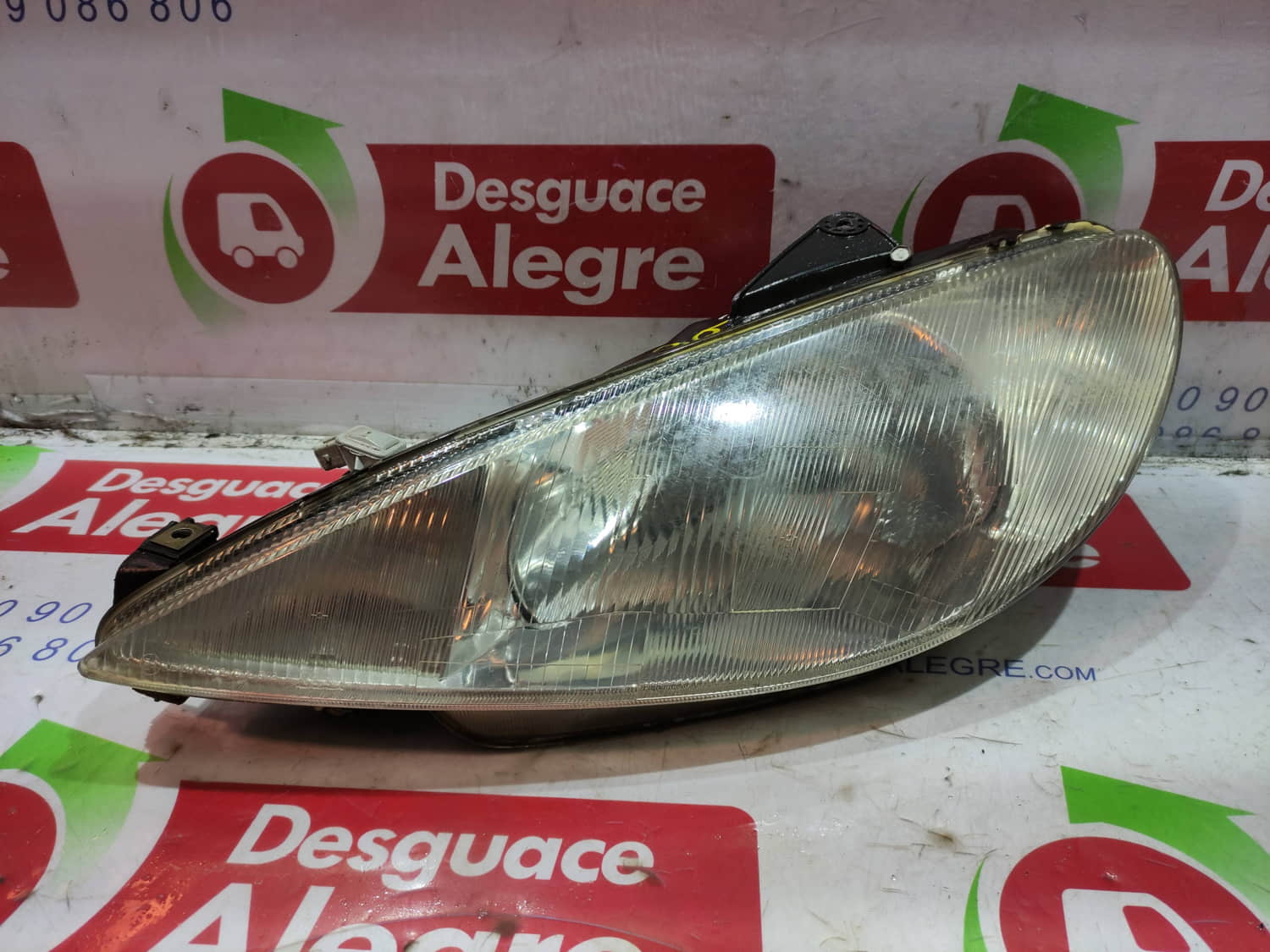 PEUGEOT 206 1 generation (1998-2009) Front Left Headlight 9640559580 24798151