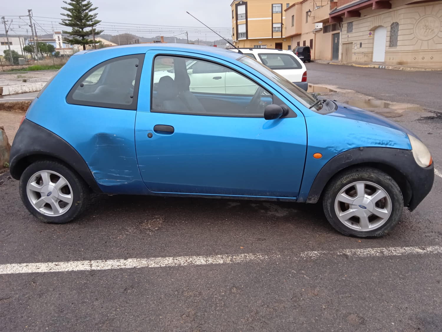 FORD Ka 1 generation (1996-2008) Фара передняя правая 205321Z2 24802458