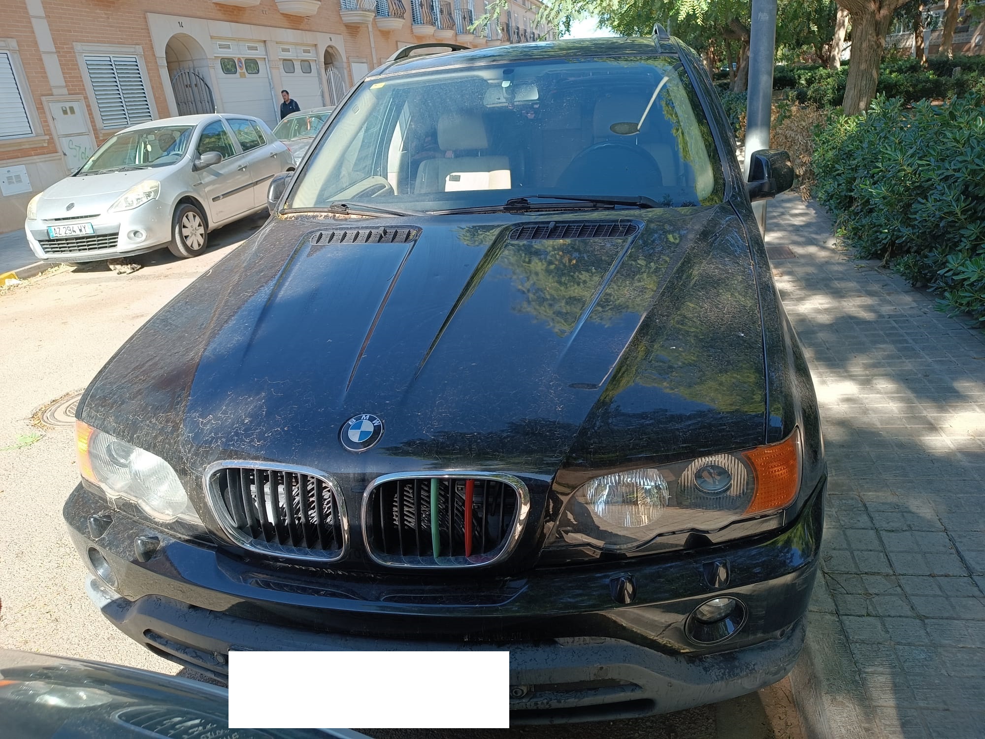 BMW X5 E53 (1999-2006) Jobb első sárvédő öntvénye 8402334 24857038