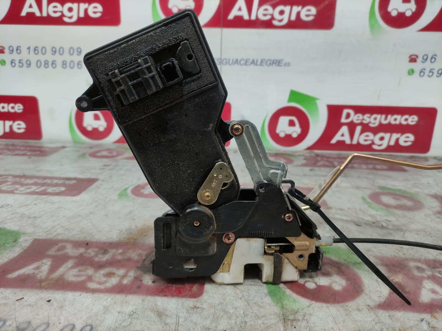 MAZDA 2 1 generation (2003-2007) Front Right Door Lock P3M71A219A64BJ 24806055