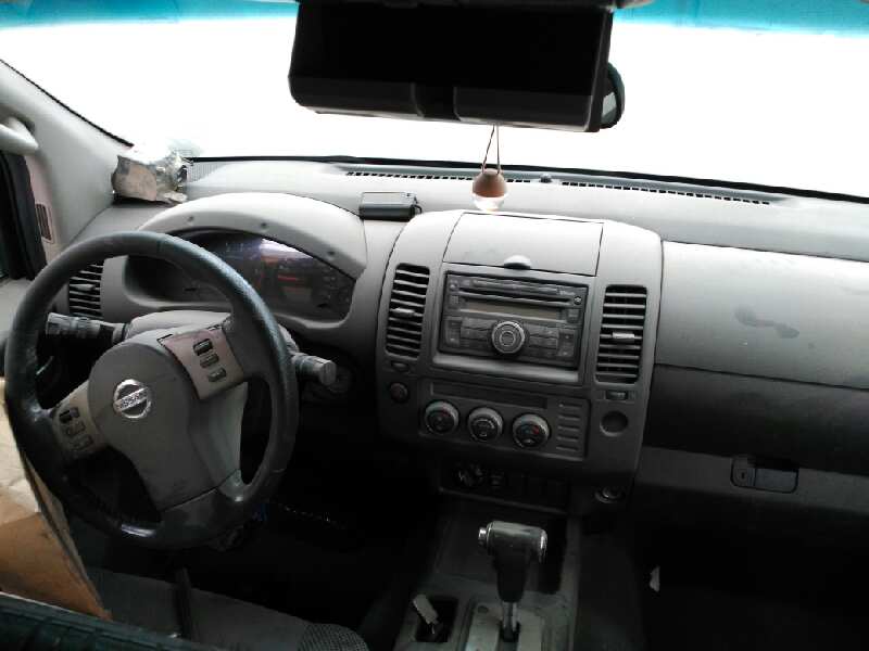 NISSAN NP300 1 generation (2008-2015) Решетка радиатора 62310EB400 24787499