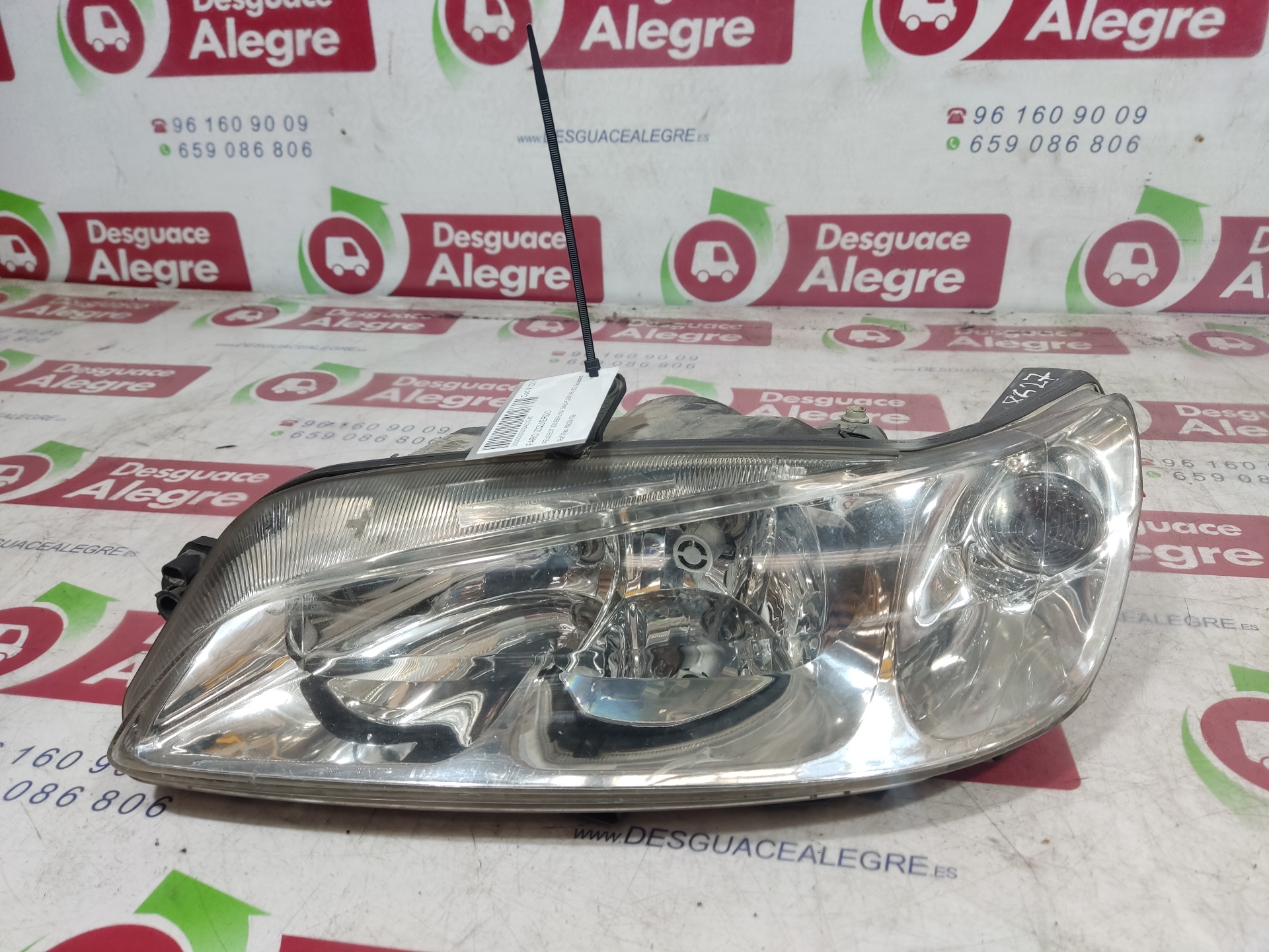 PEUGEOT 306 1 generation (1993-2002) Front Left Headlight 69004109 24859288