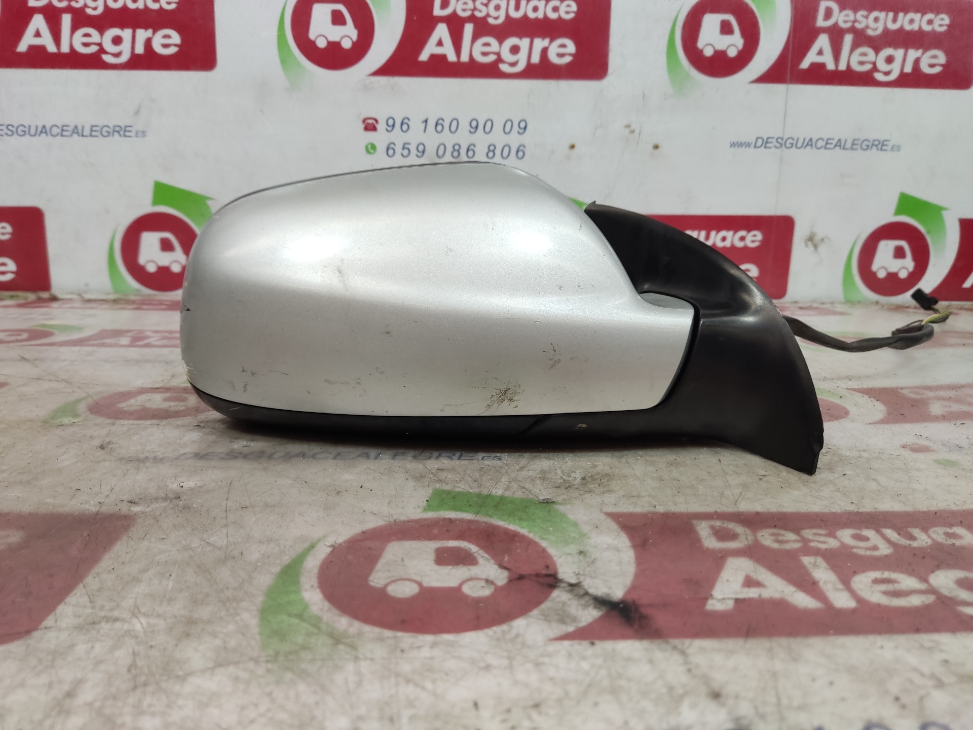 PEUGEOT 307 1 generation (2001-2008) Right Side Wing Mirror 24813881
