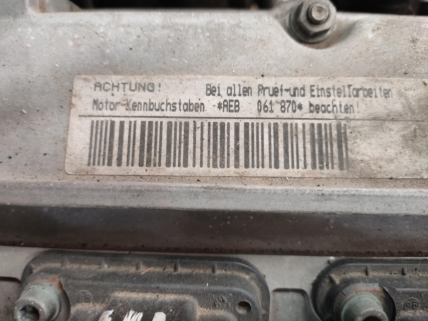 AUDI A4 B5/8D (1994-2001) Engine AEB 22792420