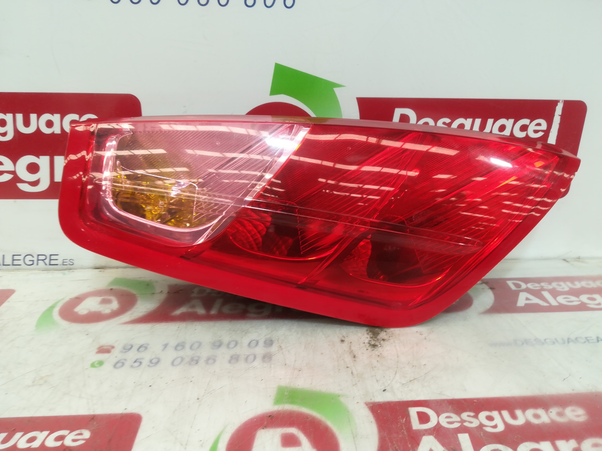 FIAT Punto 3 generation (2005-2020) Rear Left Taillight 51701589 24809431