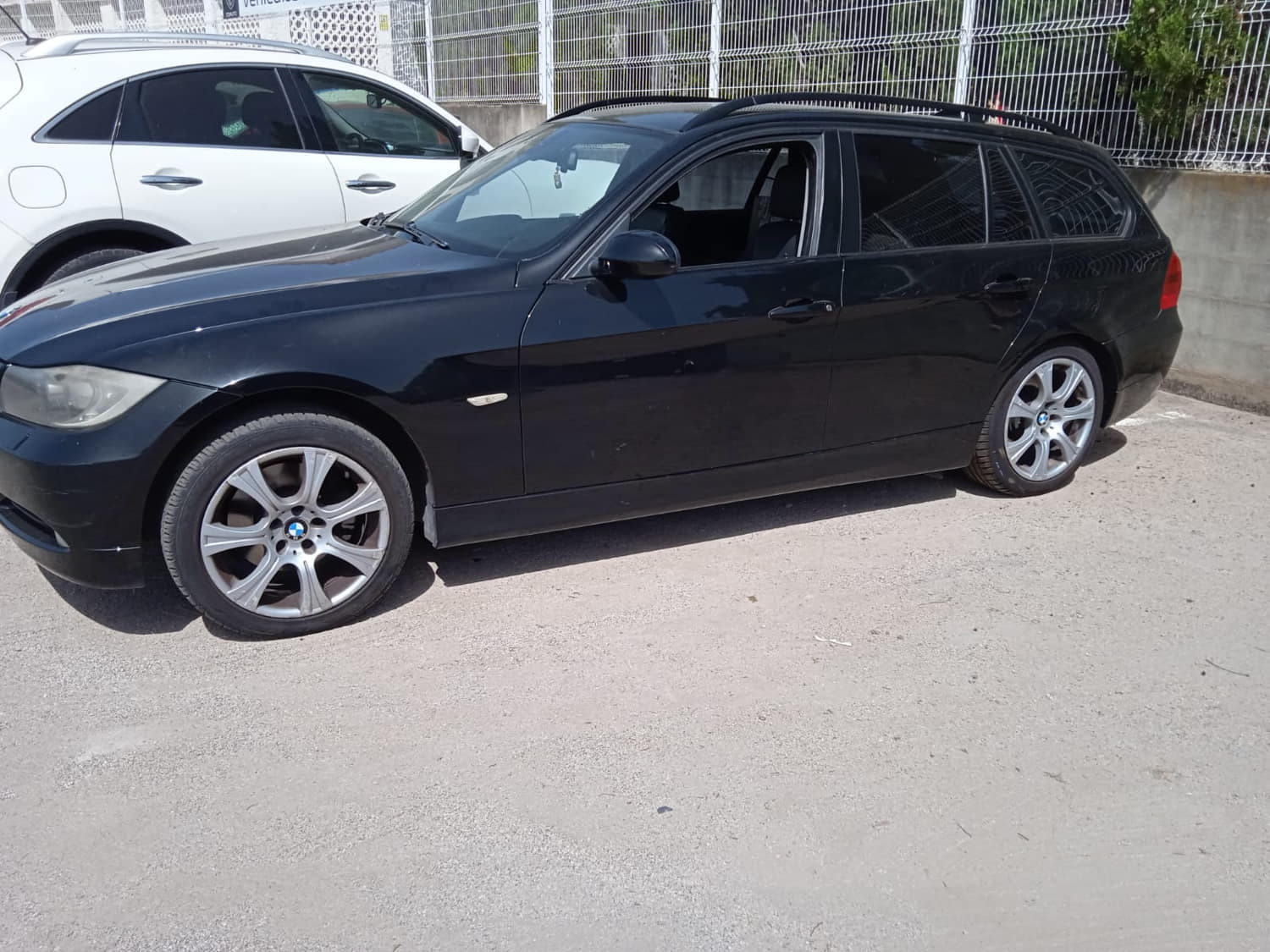 BMW 3 Series E90/E91/E92/E93 (2004-2013) Aušinimo radiatorius 32133116453 24803289