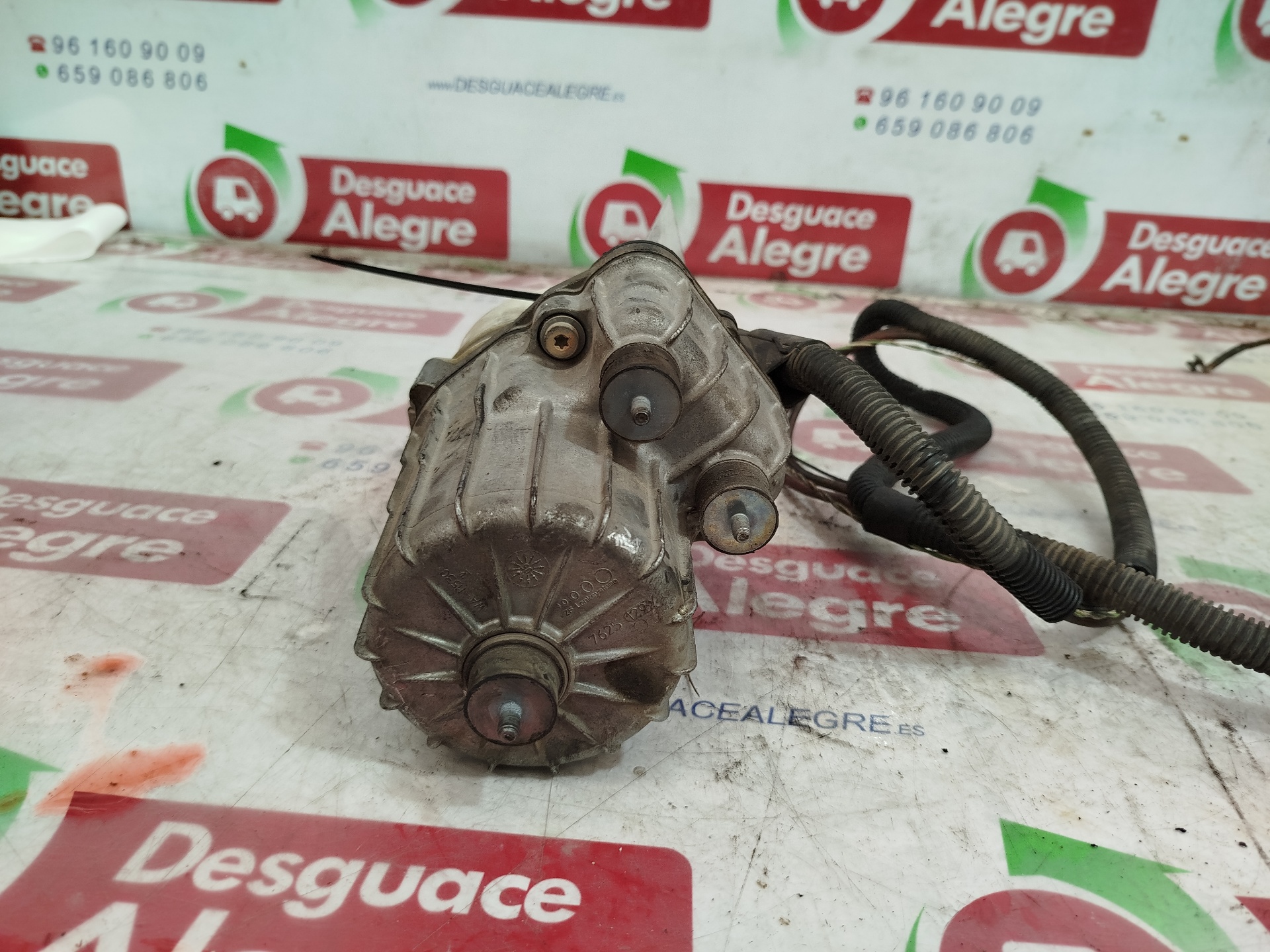 OPEL Astra J (2009-2020) Power Steering Pump 13192897 24860247