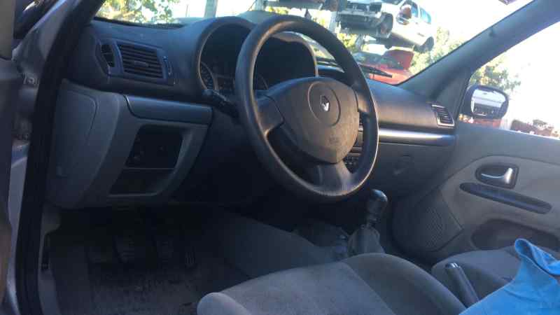 RENAULT Clio 3 generation (2005-2012) Priekinis kairys priešrūkinis žibintas 89210439 24791276