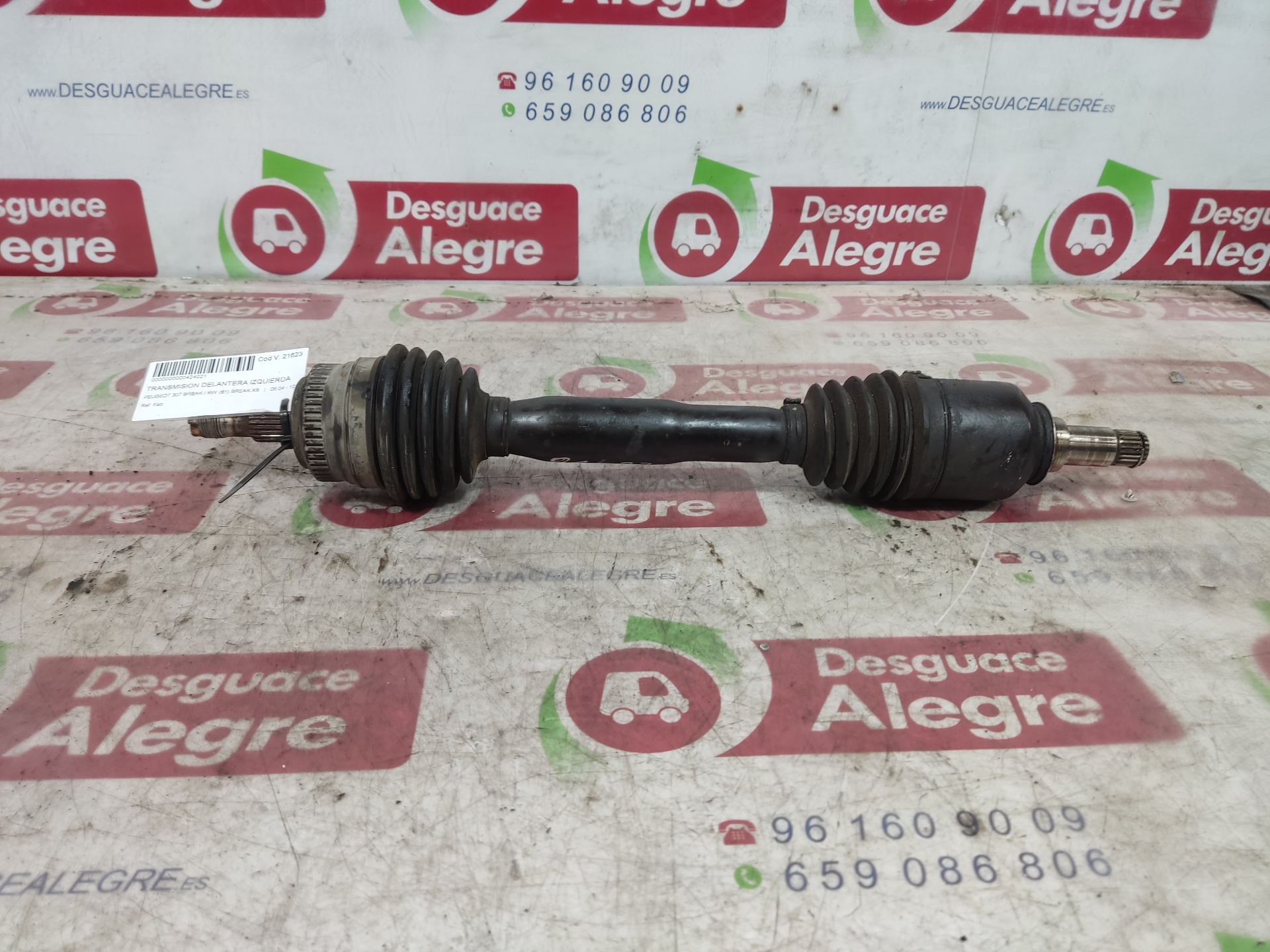 PEUGEOT 307 1 generation (2001-2008) Front Left Driveshaft 24859679