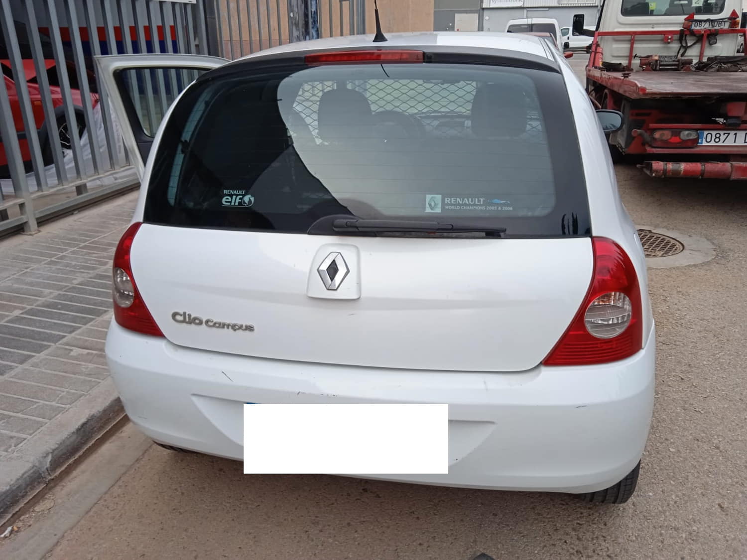 RENAULT Clio 3 generation (2005-2012) Дясно странично огледало 8200163302 24804790