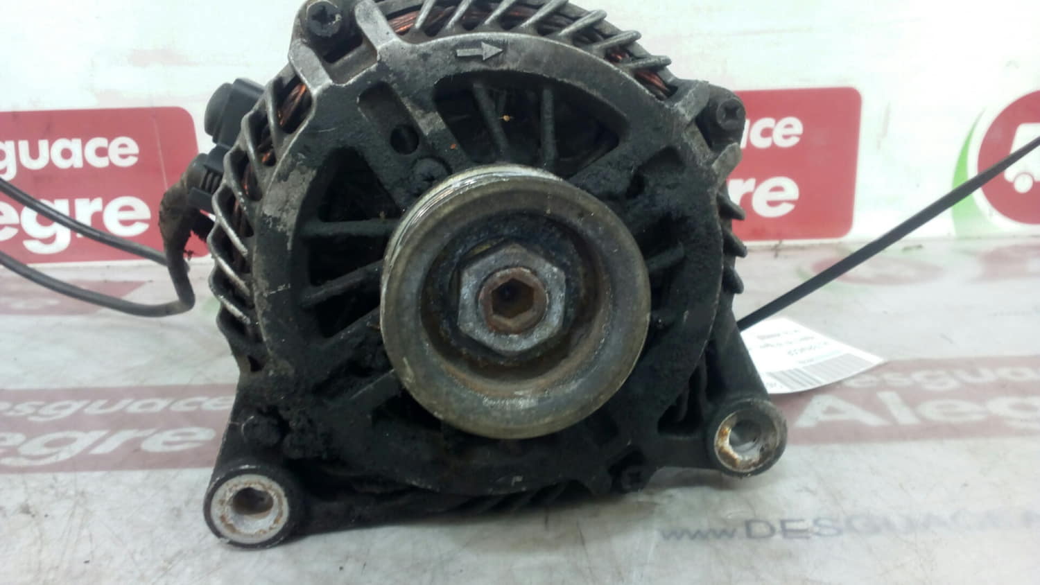 PEUGEOT 607 1 generation (2000-2008) Alternator 963936280 24803979