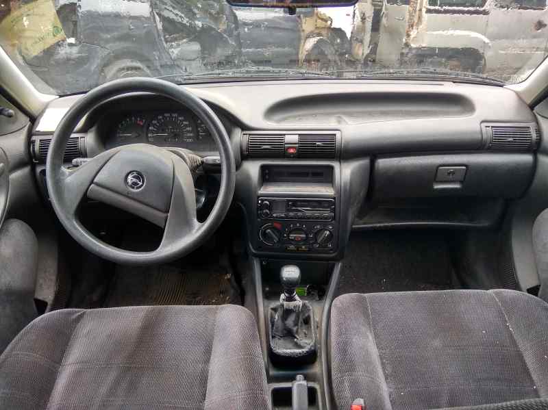 OPEL Astra F (1991-2002) Priekinių kairių durų veidrodis 24789514