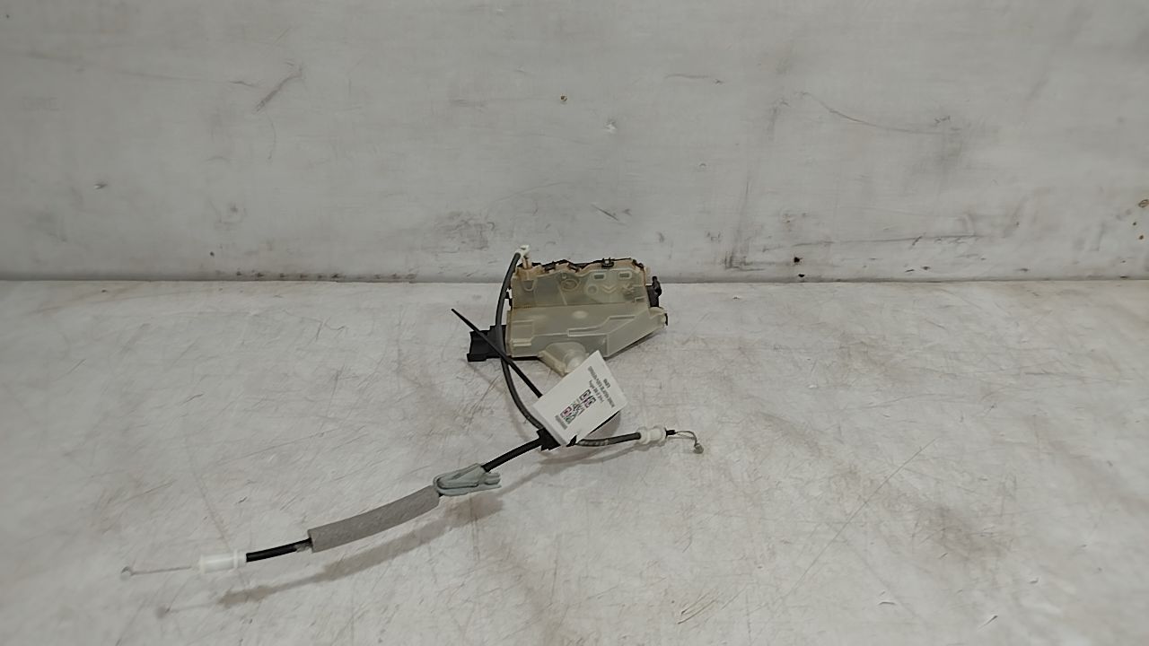 Cerradura puerta delantera derecha 16942678 de Peugeot 3008 suv (mc_, mr_, mj_, m4_) 2016-0 131 CV - pieza usada