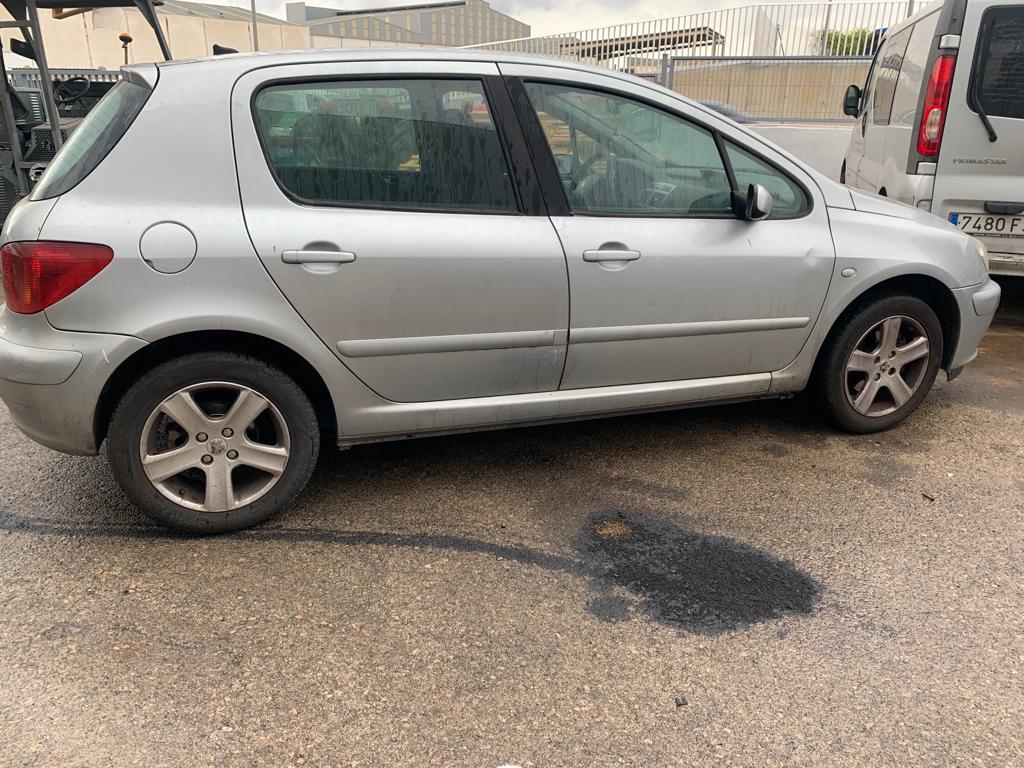 PEUGEOT 307 1 generation (2001-2008) Galinių dešinių durų spyna 24840300