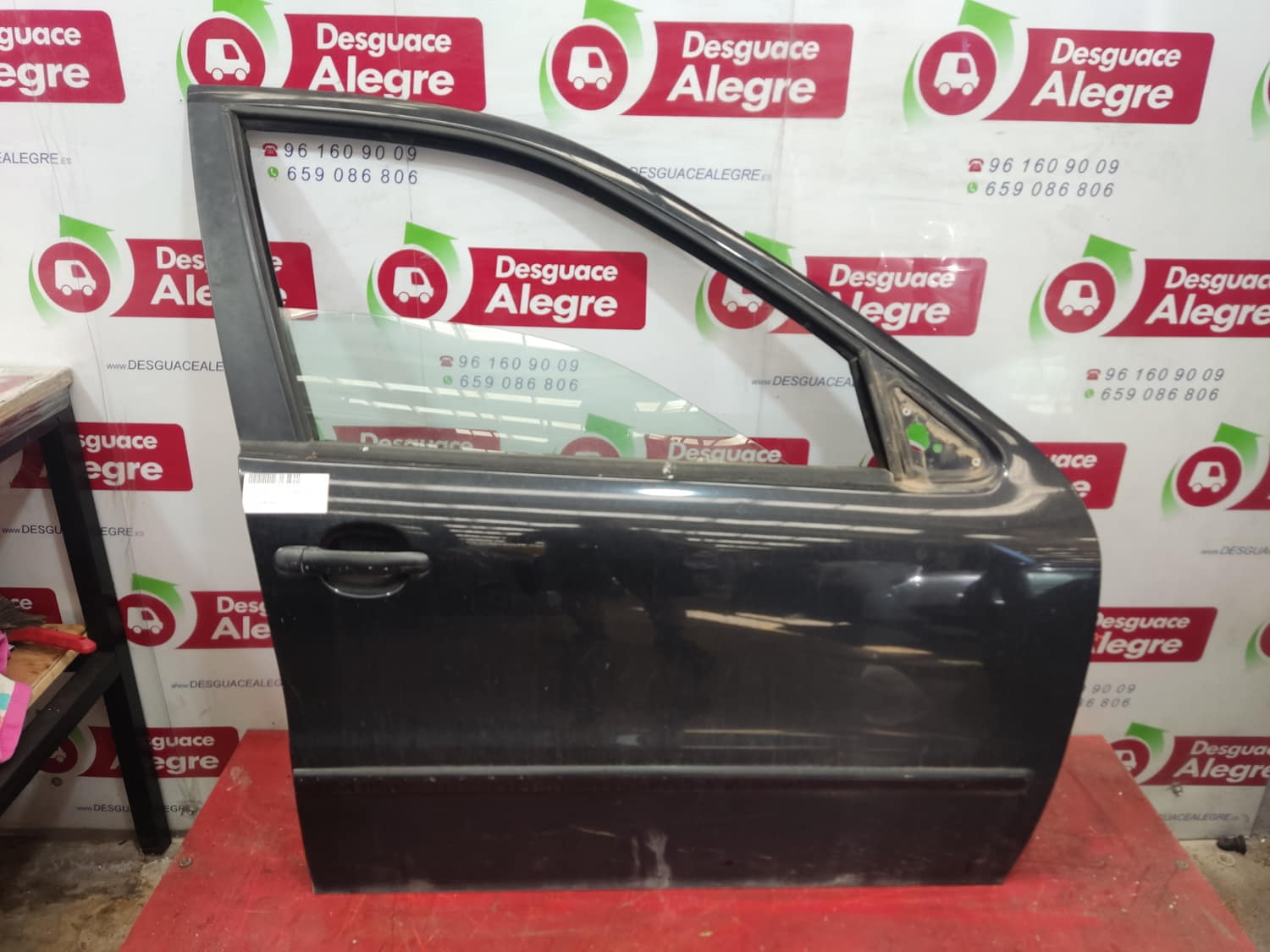 SEAT Leon 1 generation (1999-2005) Front Right Door 1M0831056N 24802866