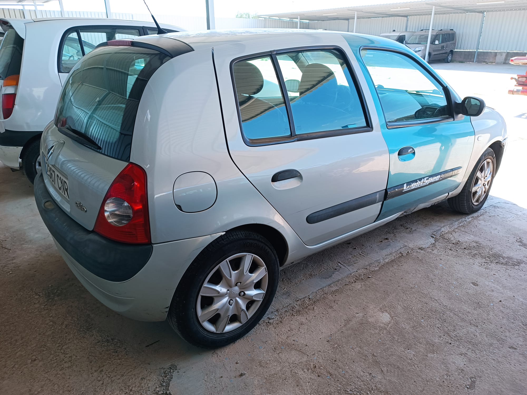 RENAULT Clio 3 generation (2005-2012) Фонарь задний правый 89023923 24834318