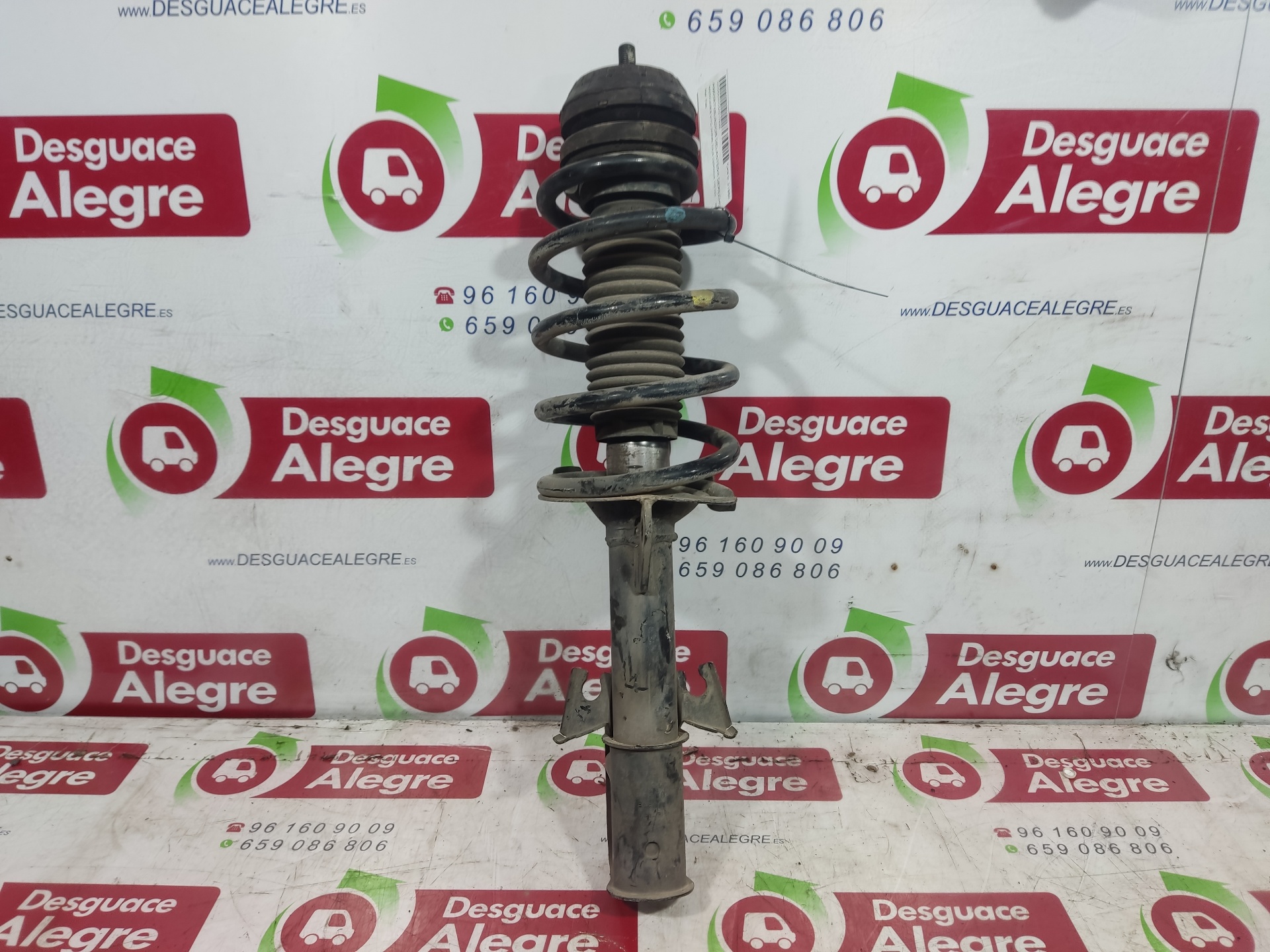 MERCEDES-BENZ Vito W638 (1996-2003) Front Right Shock Absorber 24813179